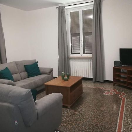 La Casa Di Via Defferrari Leilighet Noli Eksteriør bilde