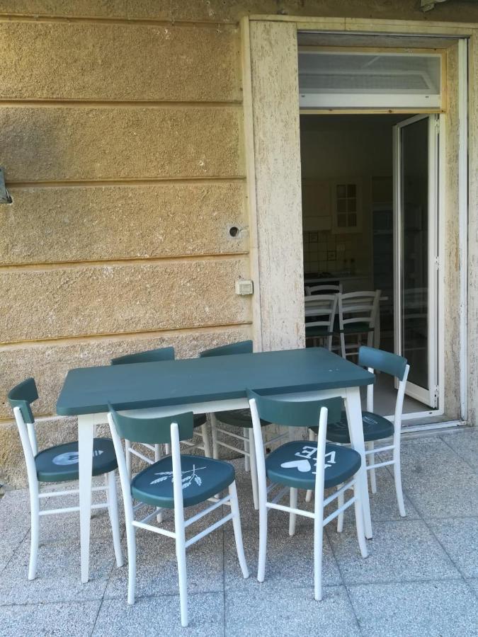 La Casa Di Via Defferrari Leilighet Noli Eksteriør bilde